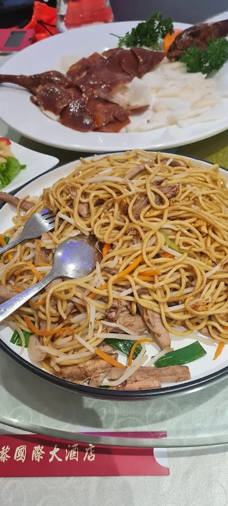 Nouilles Sautées Au Canard